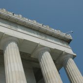  Lincoln Memorial